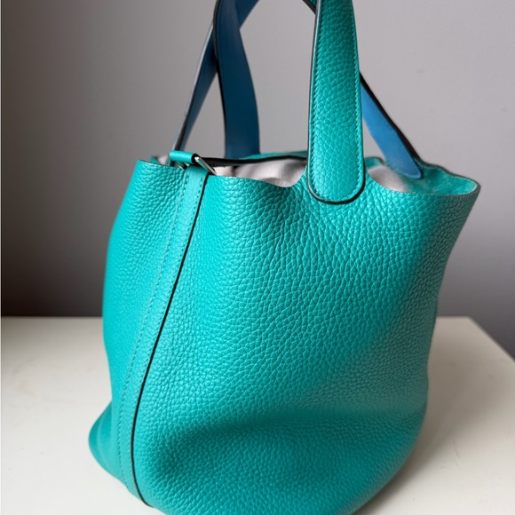 2019 Clemence Hermes Picotin 22 - Authentic - Picture 4 of 6